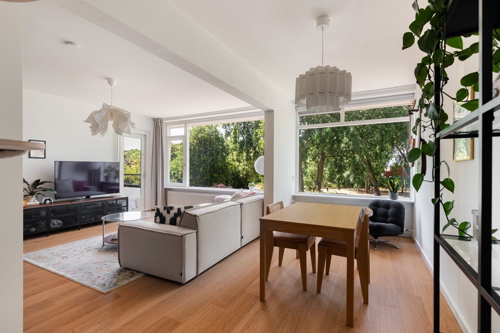Appartement te koop: Engelandlaan 582, Haarlem