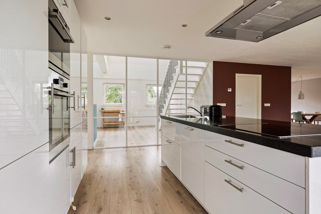 Hoekwoning te koop: Loevestein 7A, Leiderdorp