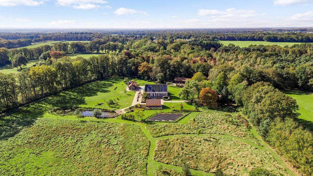 Vrijstaande woning te koop: Kruispeelweg 17, Weert