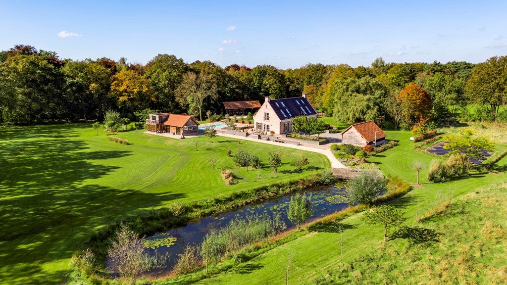 Vrijstaande woning te koop: Kruispeelweg 17, Weert