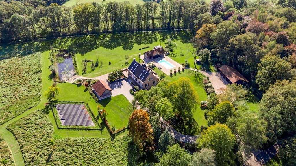 Vrijstaande woning te koop: Kruispeelweg 17, Weert