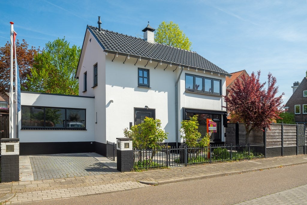 Huis Looleestraat 8 in Almelo