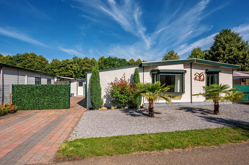 Huis De Peel 13 j 67 in Heel