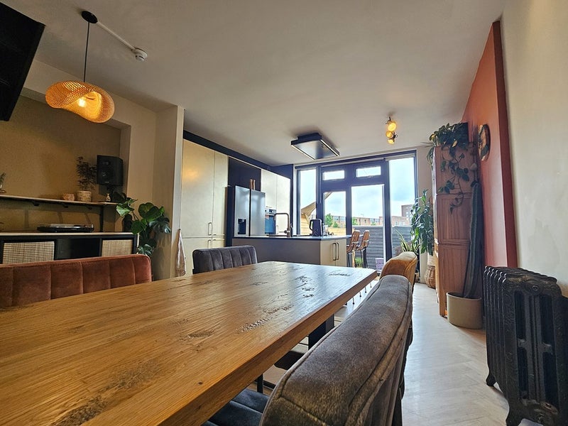 Te huur Huis Bovendijk in Rotterdam