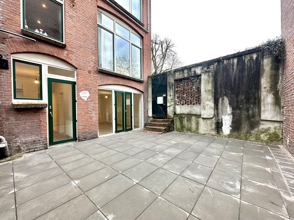 Appartement Te Huur Rotterdam: Joost Banckertsplaats € 1.350