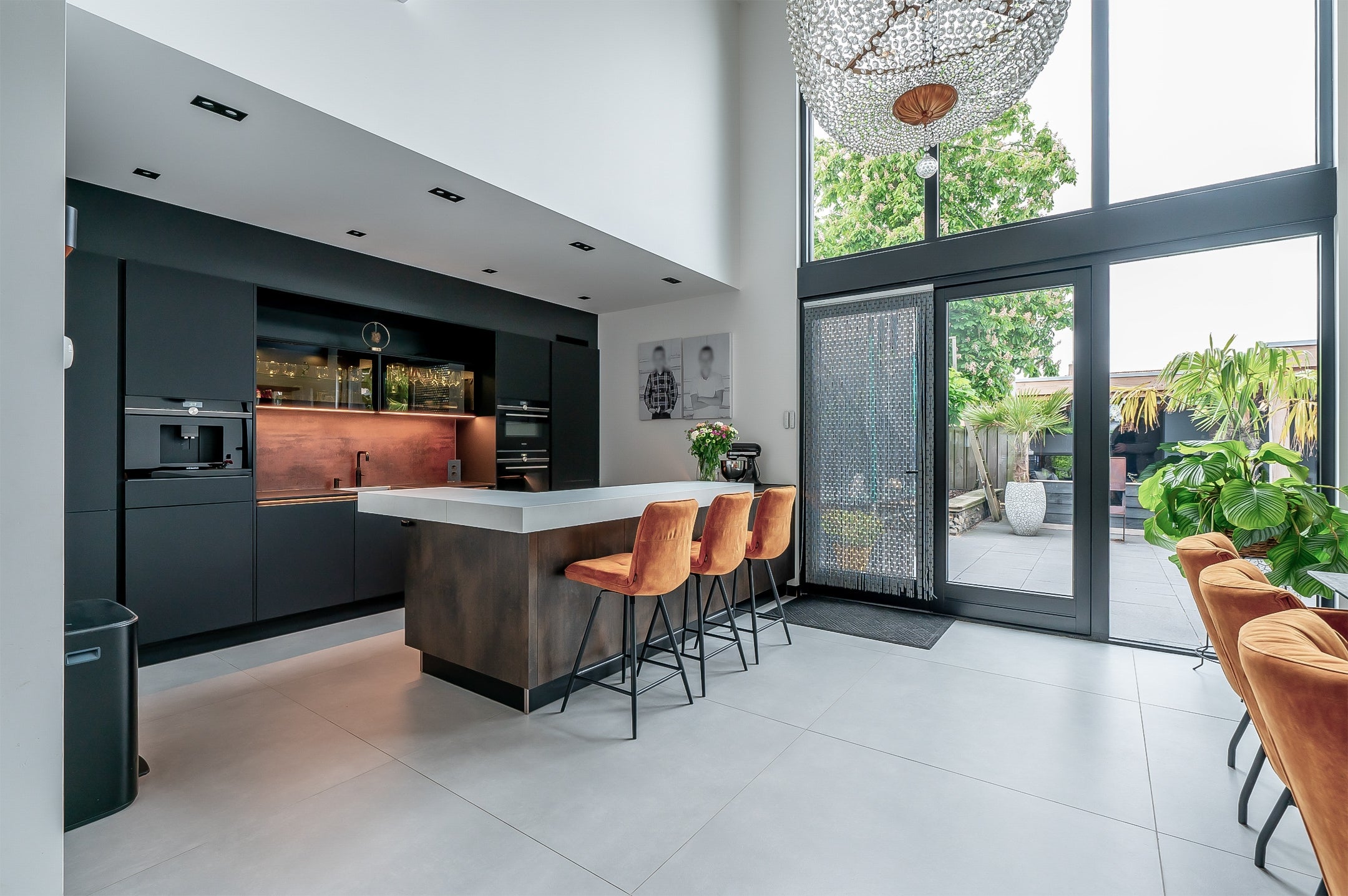 Vrijstaande woning te koop: Westgroeneweg 50, Dinteloord