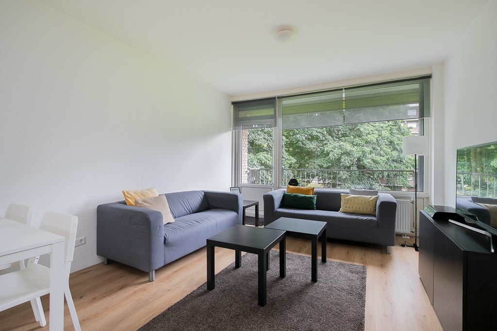 Te huur Appartement Mr. G. Groen van Prinstererlaan in Amstelveen