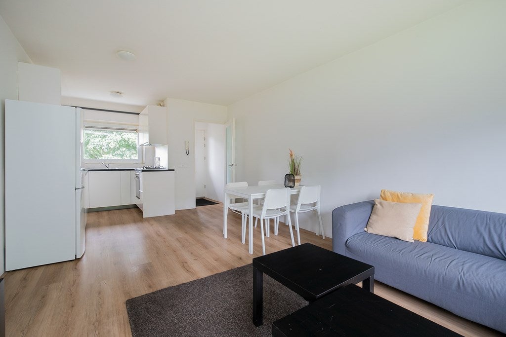 Te huur Appartement Mr. G. Groen van Prinstererlaan in Amstelveen