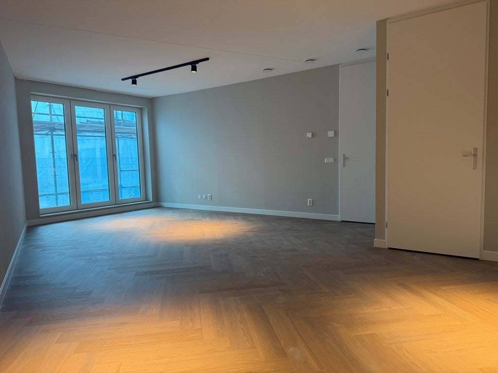 Flat Eiffelstraat 261