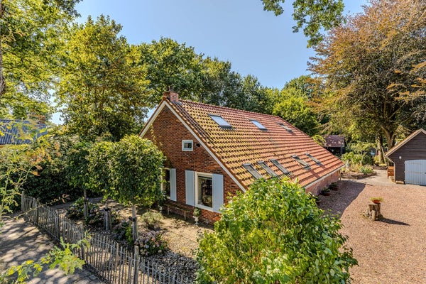 Hoofdweg 11 in Froombosch