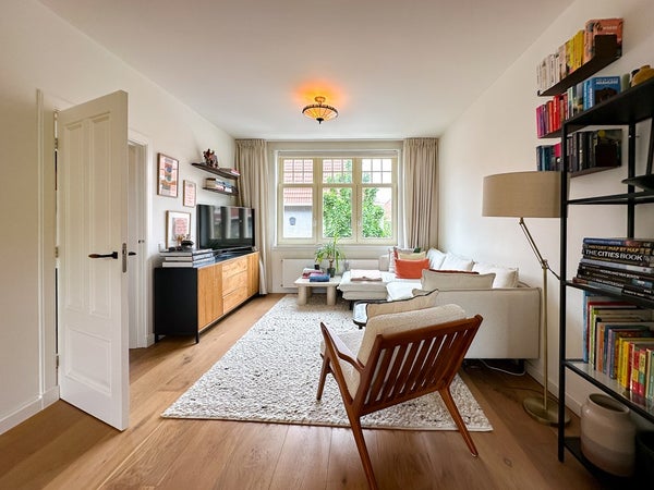 Flat Mezenstraat in Amsterdam