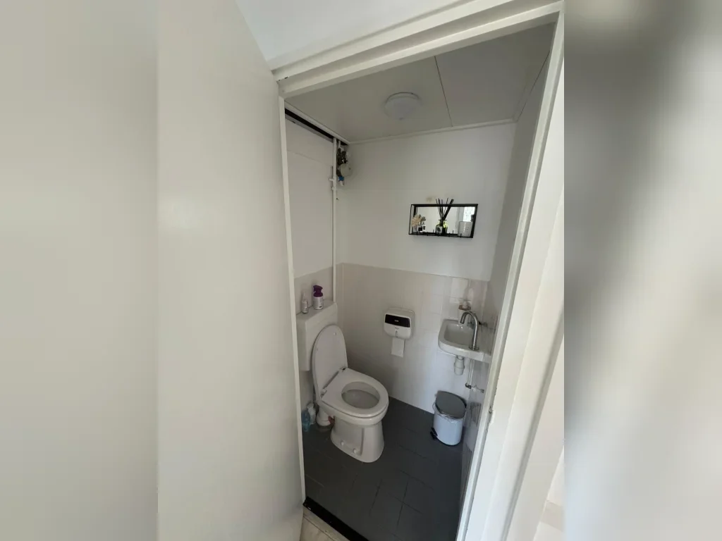 Woonhuis aan de Nedersticht in Amsterdam