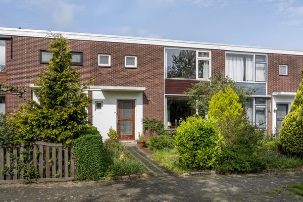 Huis te koop Leeghwaterstraat 16 in Vlaardingen voor € 340.000