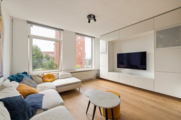 Te huur: Appartement Van Hallstraat in Amsterdam