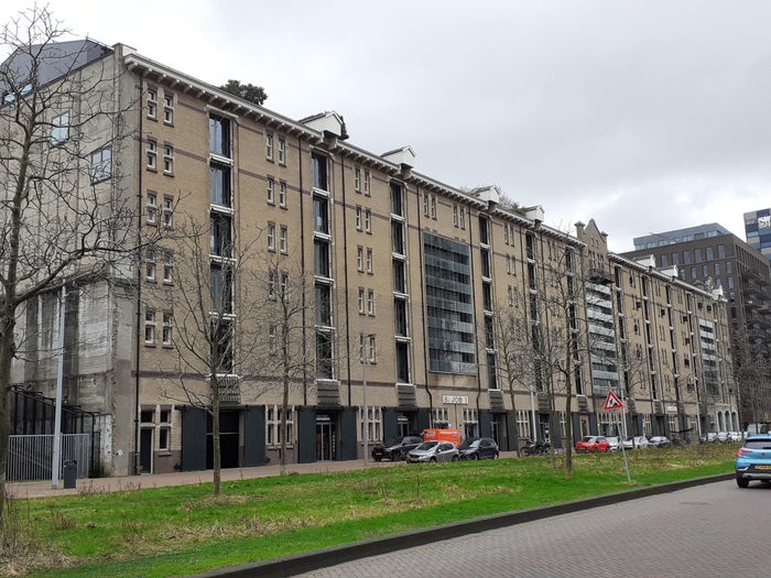 Te huur: Studio Lloydstraat in Rotterdam