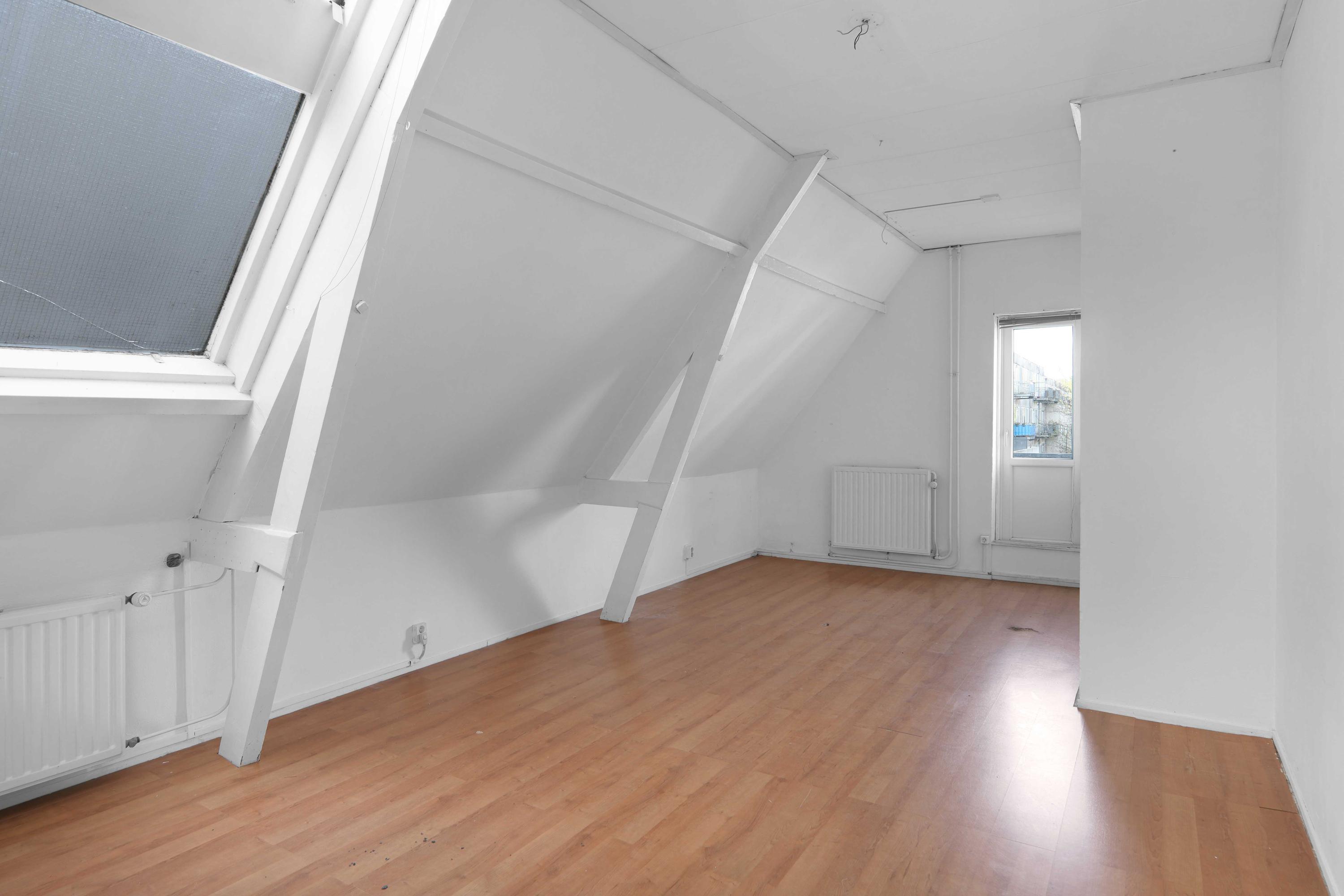 Appartement te koop: 's-Gravendijkwal 129A-02, Rotterdam
