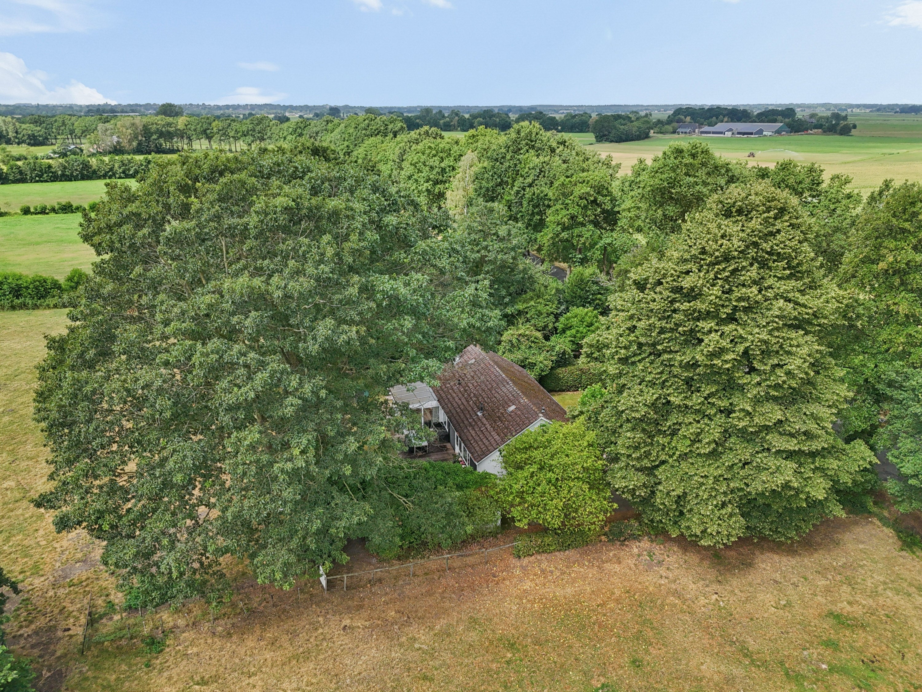 Huis Mgr. van de Weteringstraat 59 in Hoogland