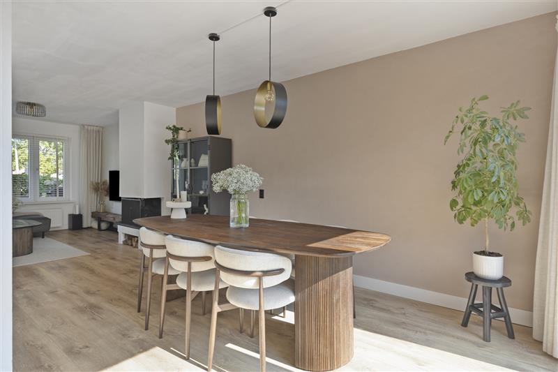 Hoekwoning te koop: Korenstraat 111, Purmerend