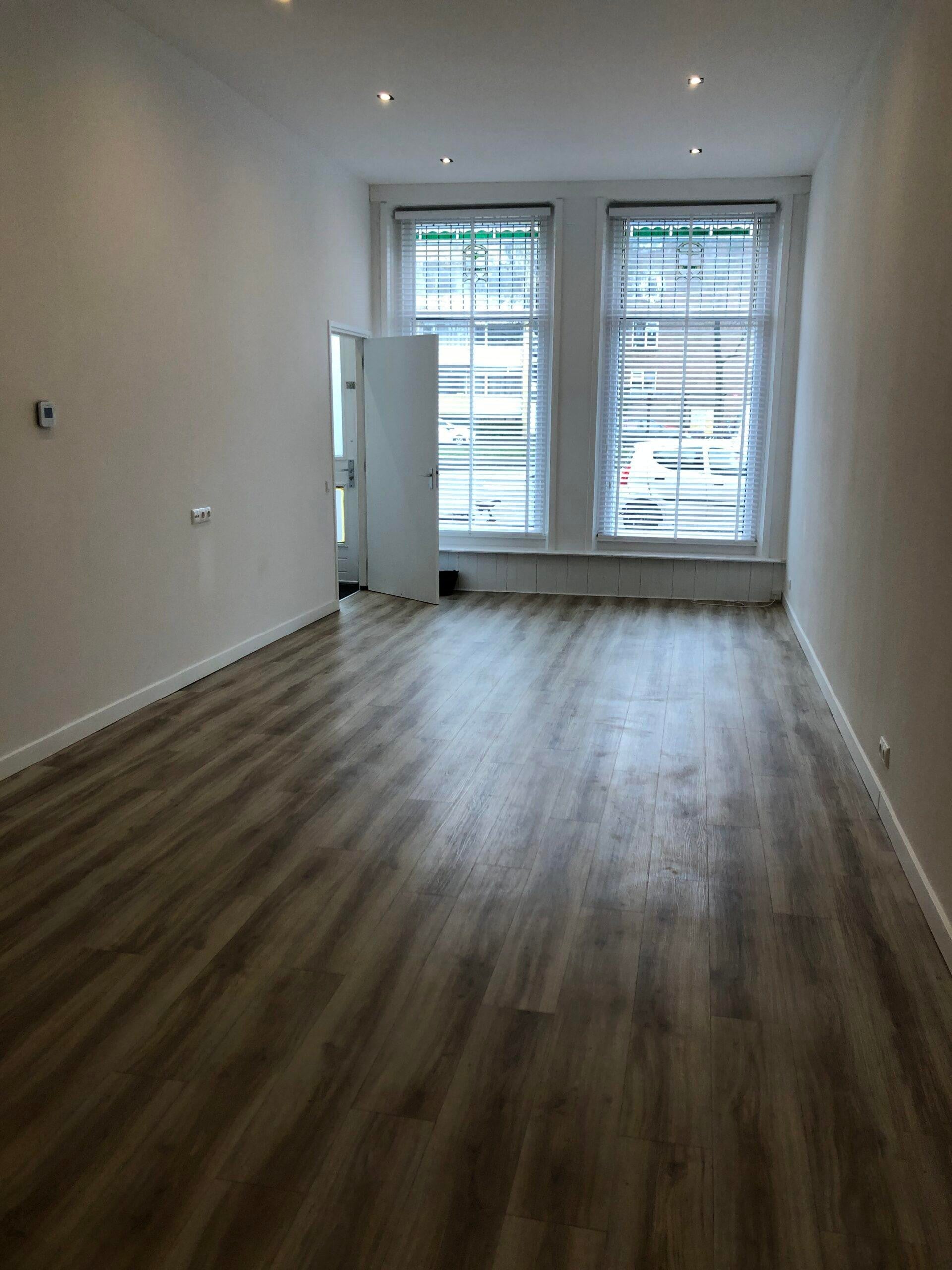 Woning te huur: Damsterdiep, Groningen