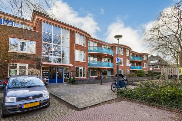 De Meij van Streefkerkstraat 100 in Leiden