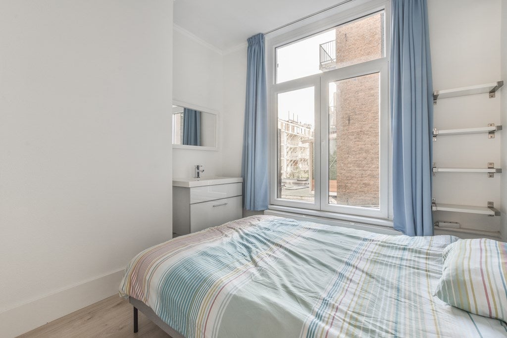 Studio te koop: Ruysdaelkade 183-1, Amsterdam