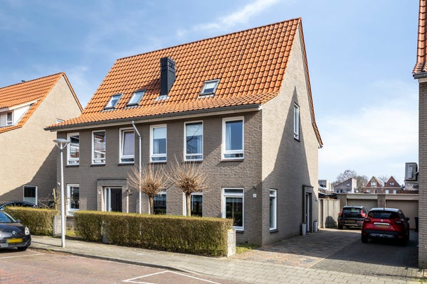 Huis Bosuilstraat 16 in Enschede
