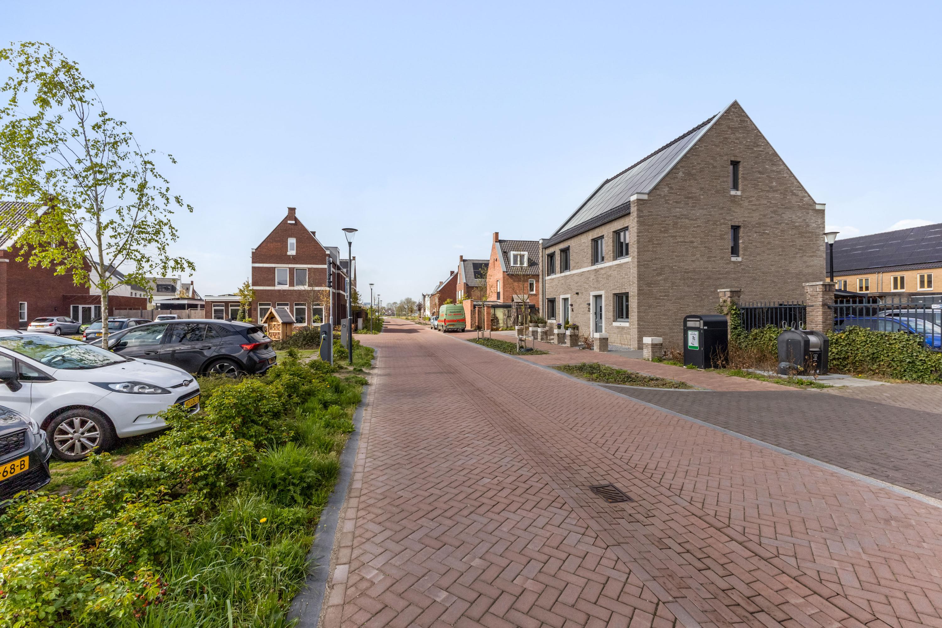 Twee-onder-één-kap te huur: Roskam 72, Veldhoven