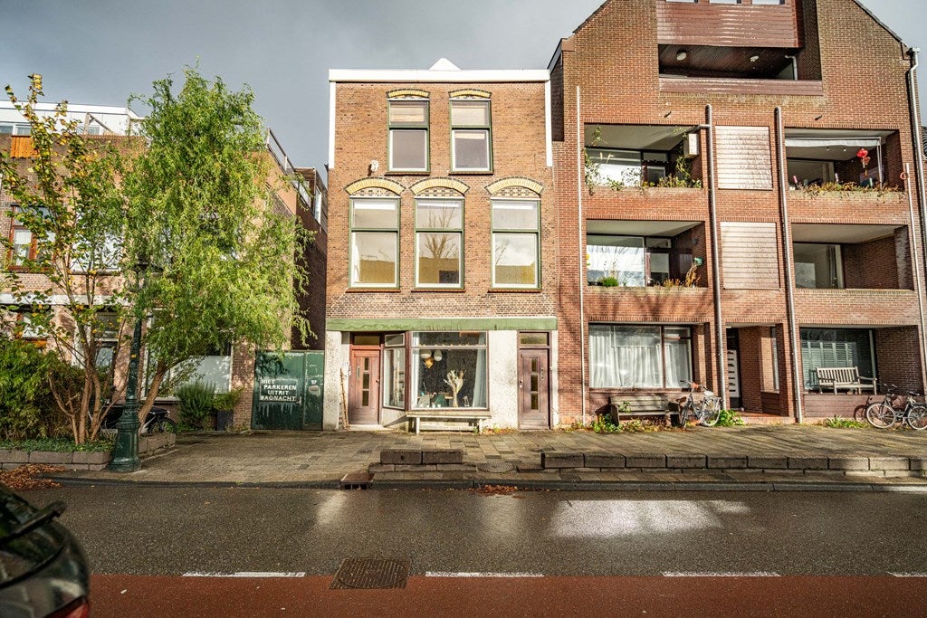 Huis Haarlemmerweg 56 D in Leiden