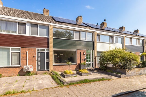 Huis Albert Schweitzerstraat 82 in Papendrecht