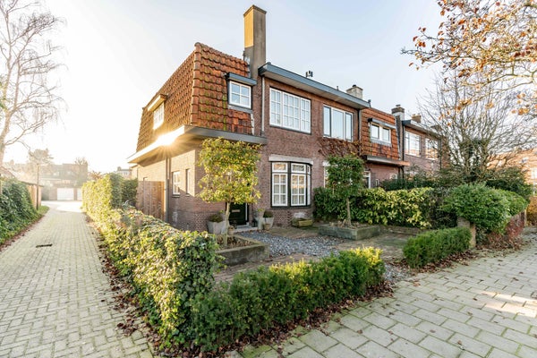 Huis te koop Louise de Colignylaan 4 in Katwijk voor € 695.000