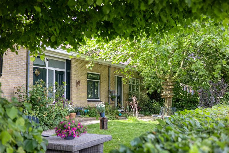 Huis Axwijk 14 in Middelie