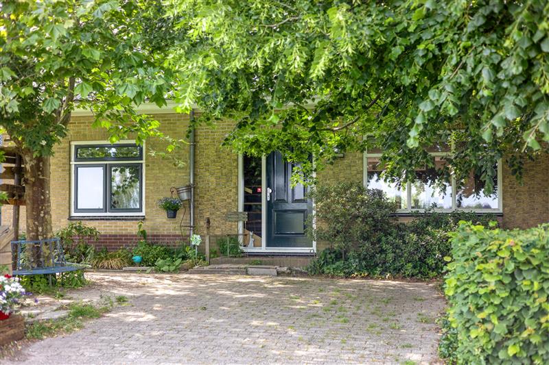 Vrijstaande woning te koop: Axwijk 14, Middelie