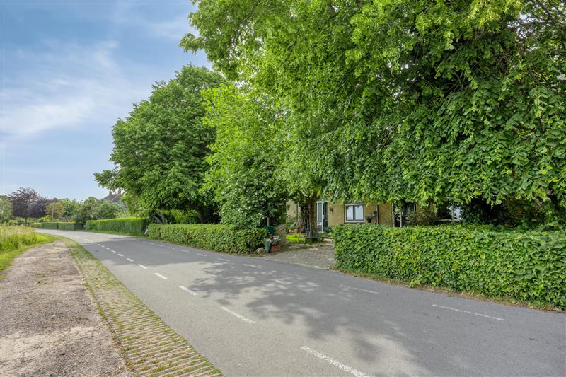 Vrijstaande woning te koop: Axwijk 14, Middelie