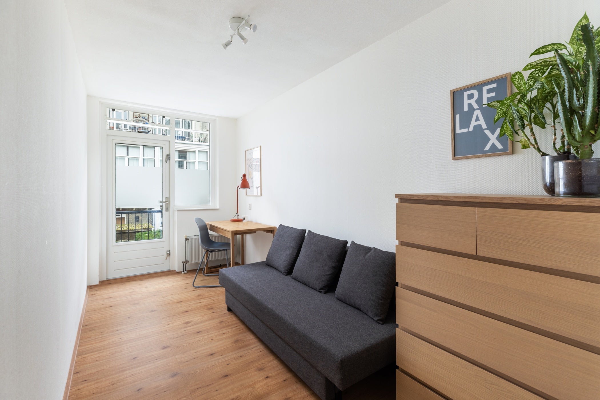 Woning te huur: Burgemeester Hoffmanplein, Rotterdam