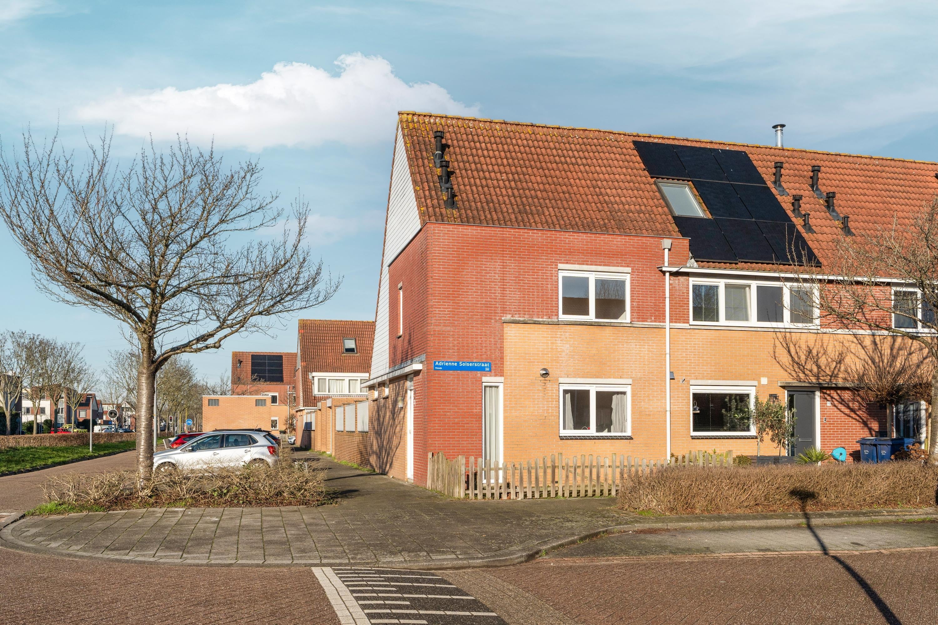 Huis Adrienne Solserstraat 98 in Almere