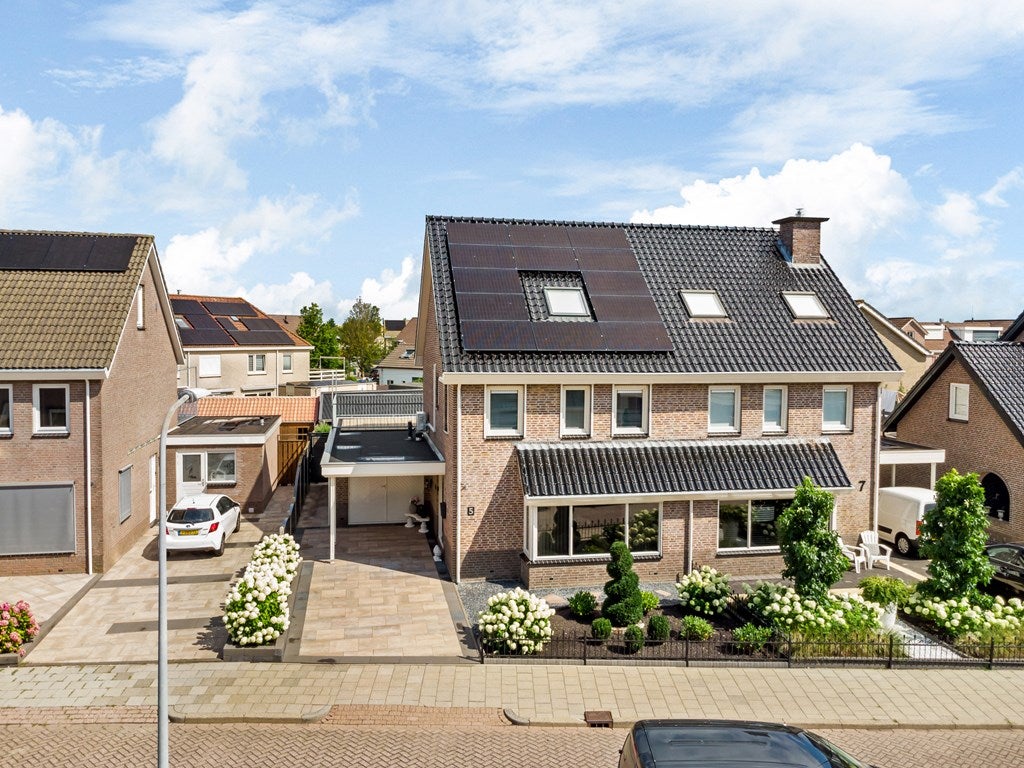 Huis Muiderzand 5 in Urk