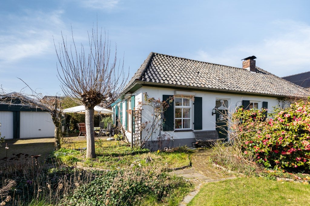 Vrijstaande woning te koop: Benedendorpsstraat 26, Zeddam