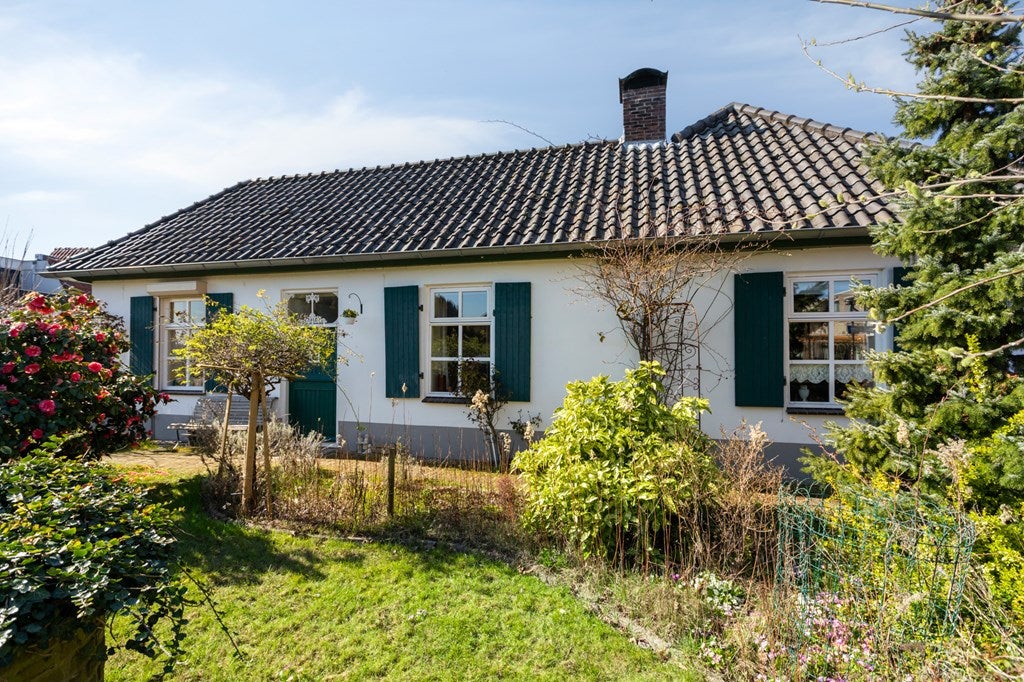 Vrijstaande woning te koop: Benedendorpsstraat 26, Zeddam