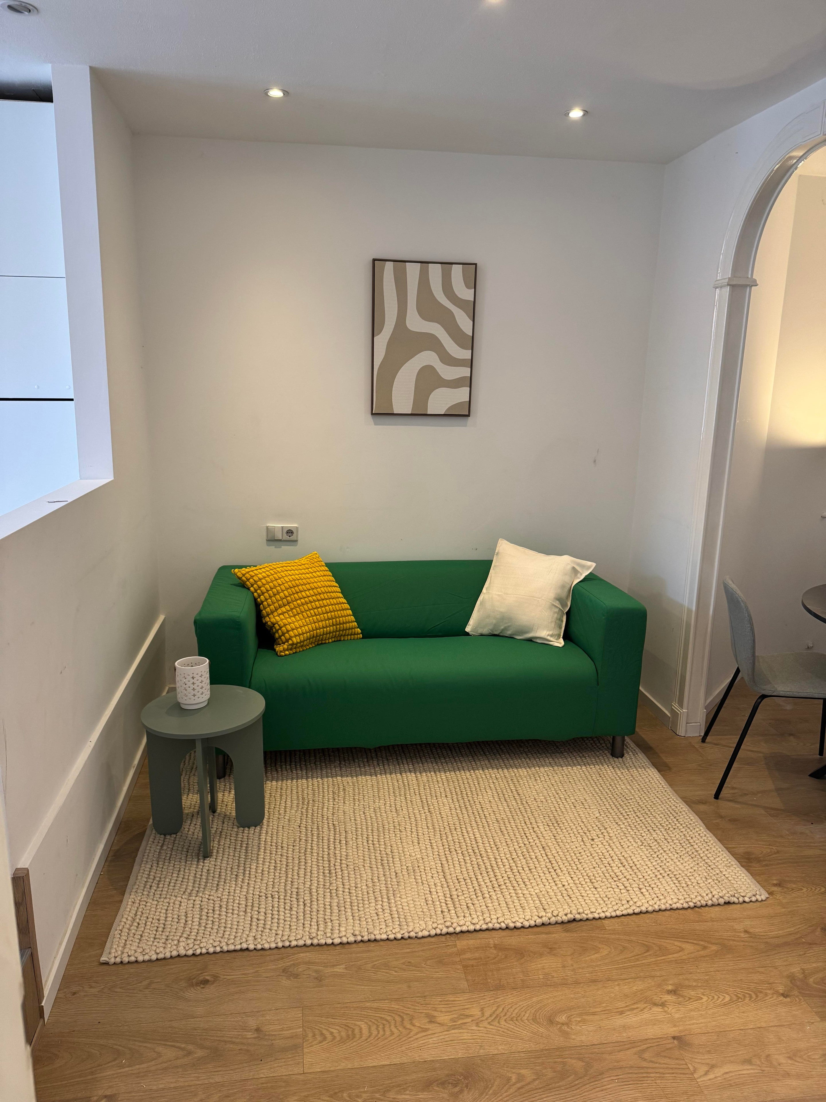 Room Van Zeggelenlaan 281