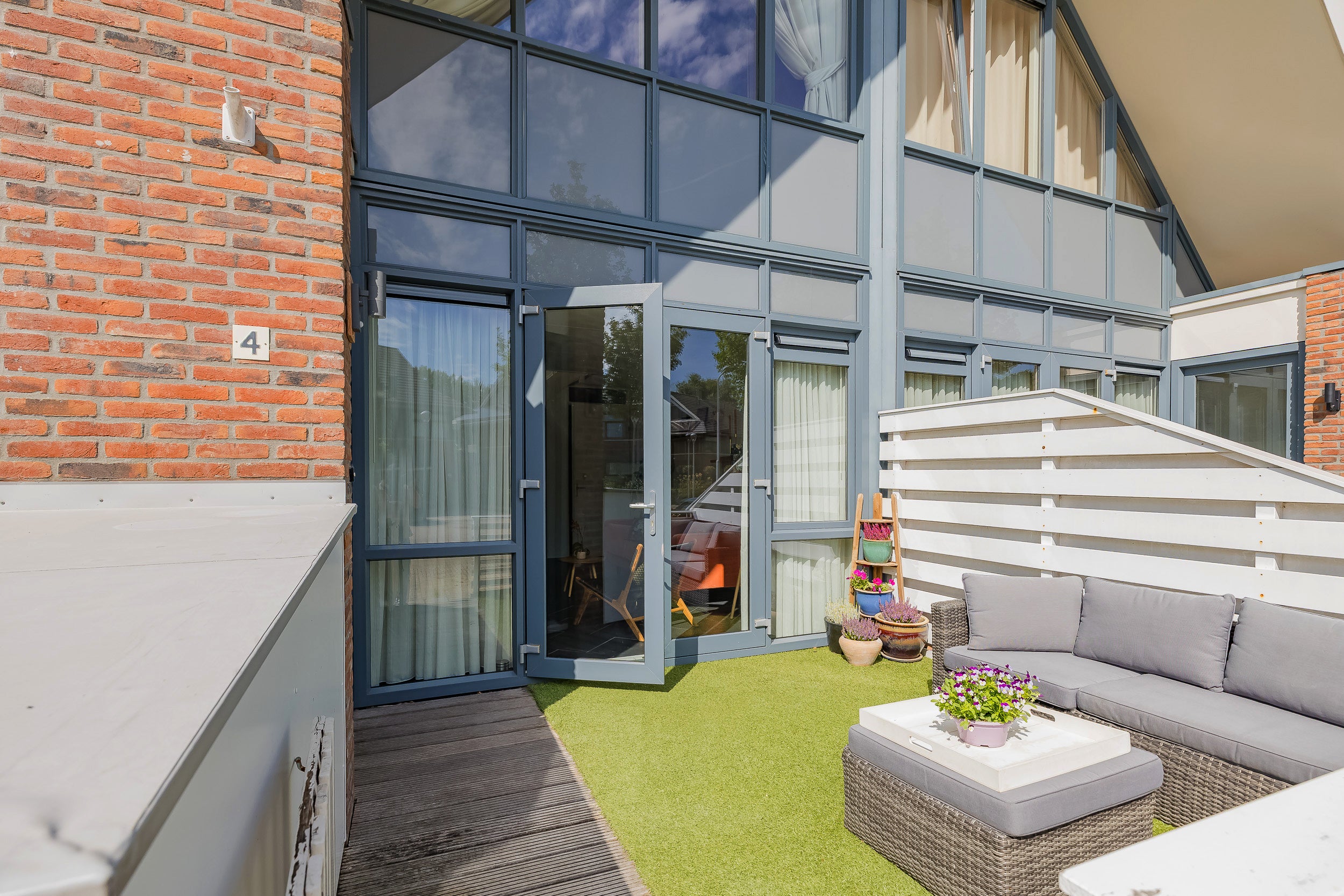 Tussenwoning te koop: Vuurdoornstraat 4, Lisserbroek