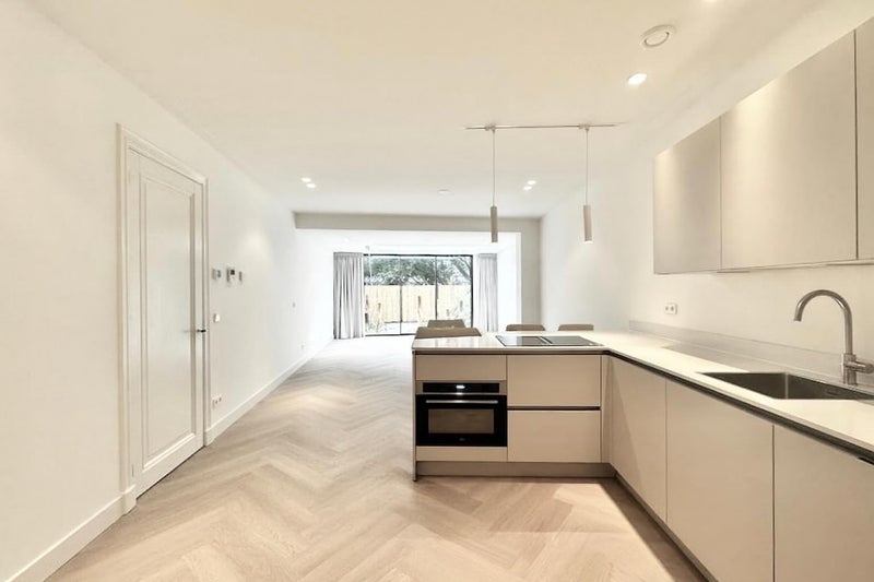 Te huur Appartement Admiraal De Ruijterweg in Amsterdam