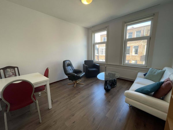 Piso Willem Beukelszstraat 43 3 en Rotterdam