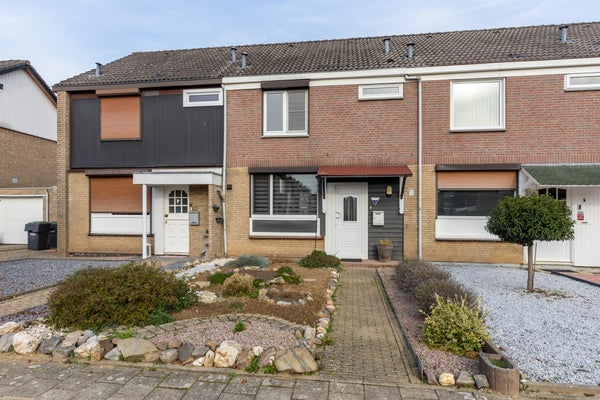 Huis te koop Hillenraedtstraat 13 in Sittard voor € 189.000