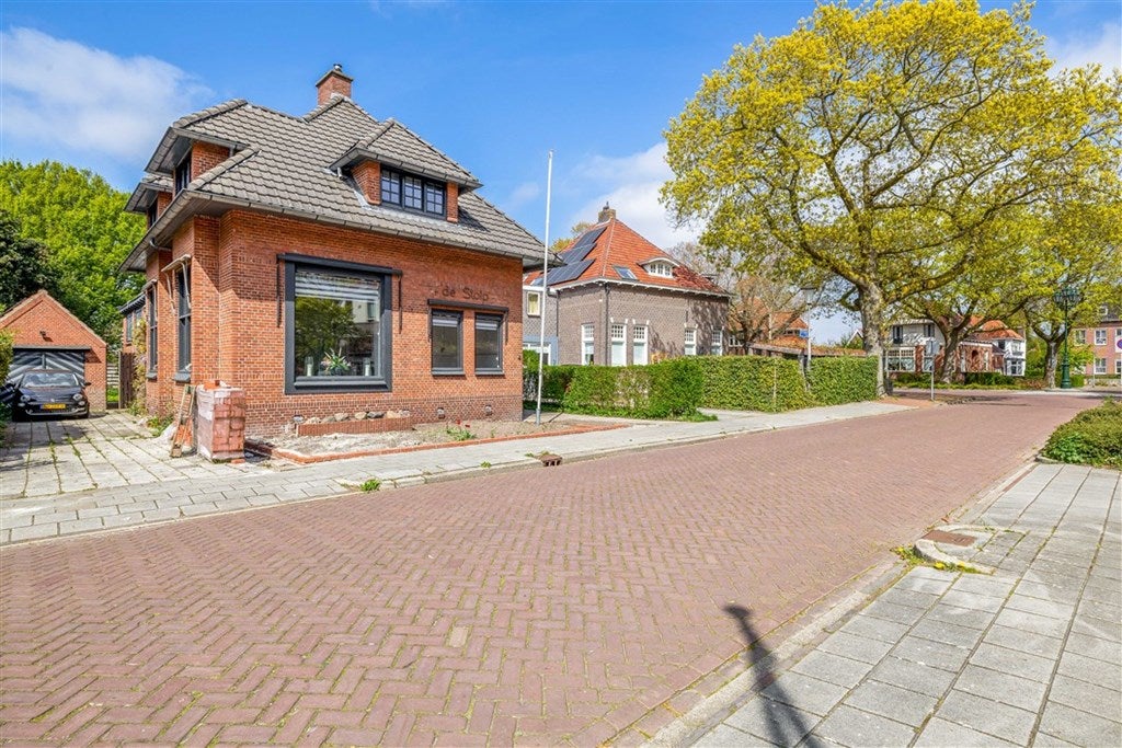 Vrijstaande woning te koop: E.E. Stolperlaan 4, Veendam