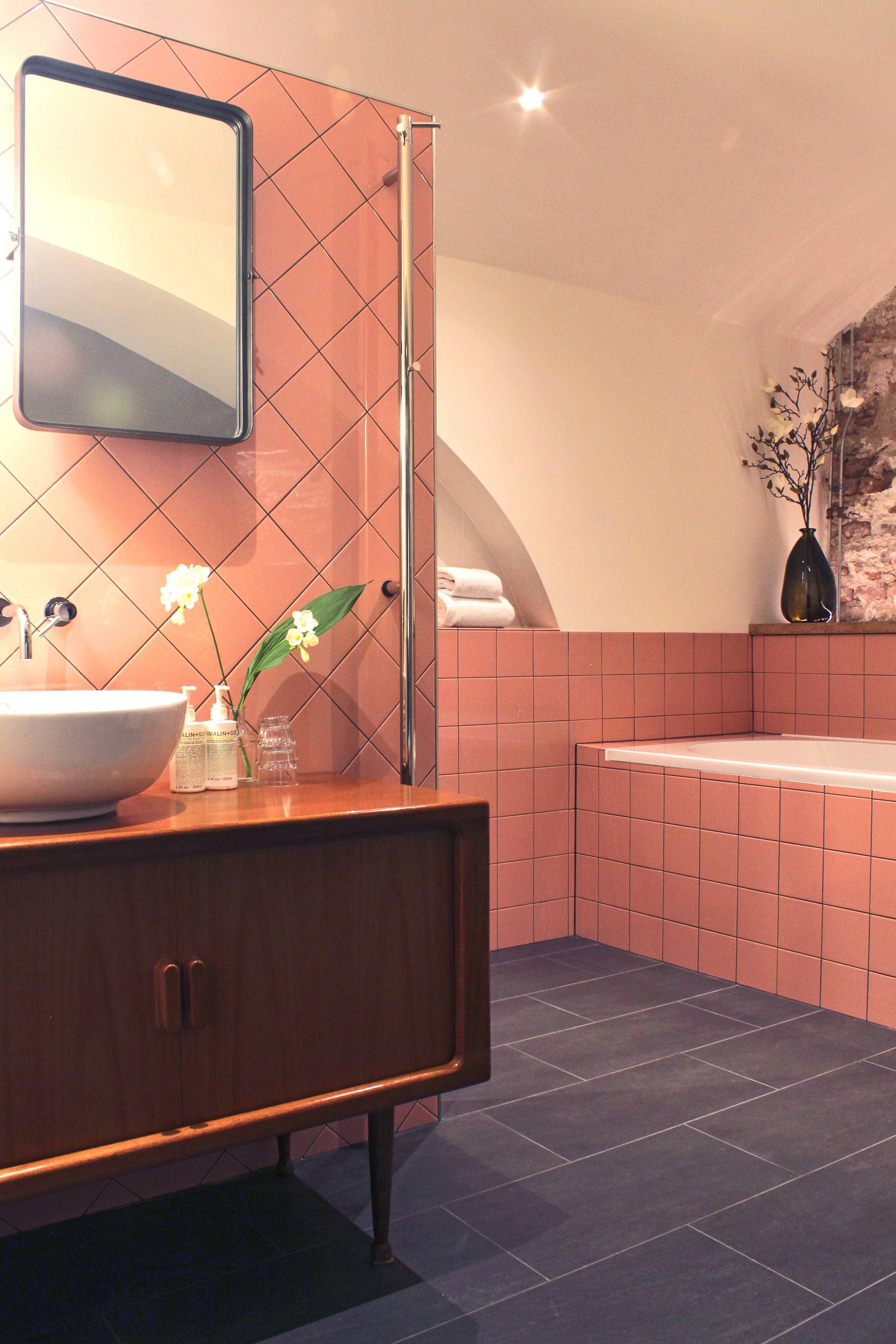 Woning te huur: Oudegracht, Utrecht