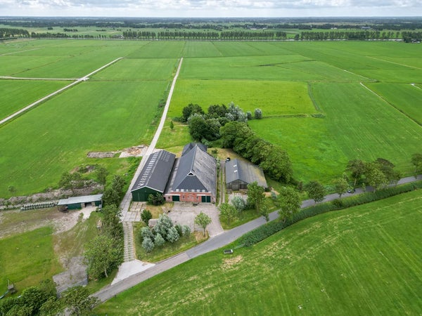 Huis Westerhornerweg 26 in Grijpskerk
