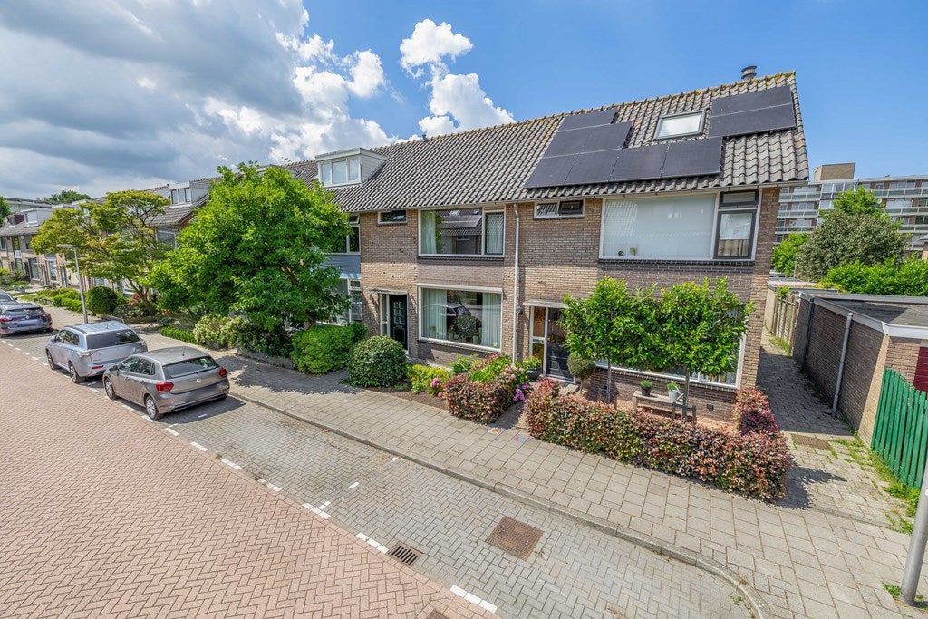 Huis Jan Luykenstraat 32 in Waddinxveen