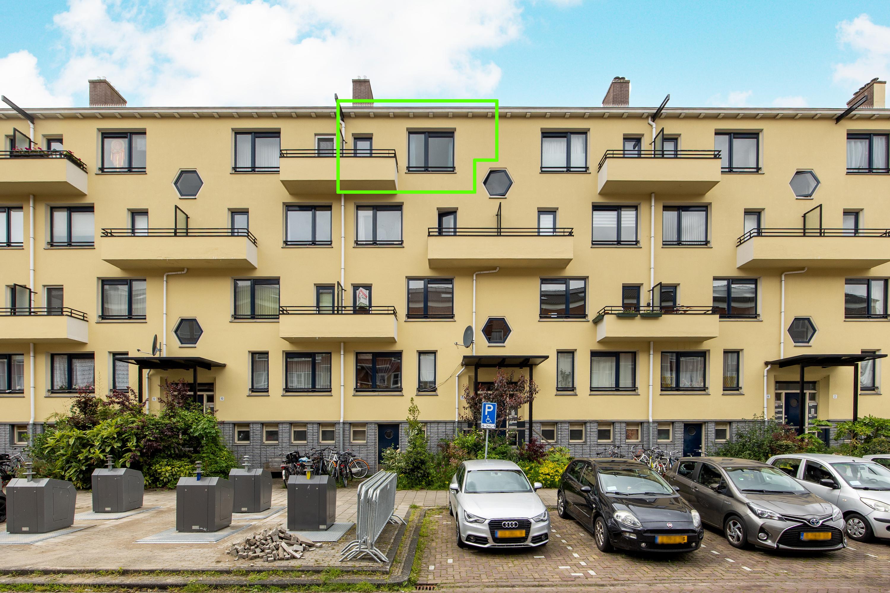 Appartement Hermanus Coenradistraat 8 3 in Amsterdam