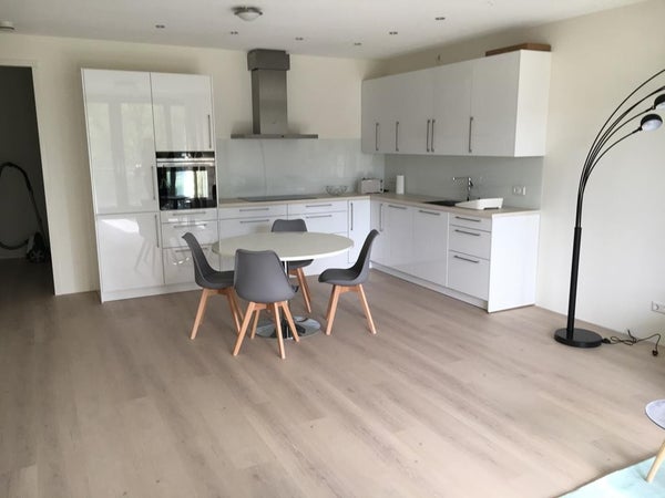 Flat Suze Groeneweglaan in Amstelveen