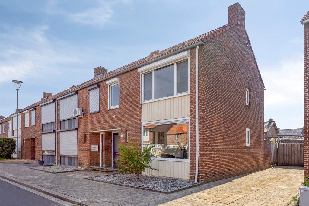 Huis Binnenweg 20 in Maasbracht